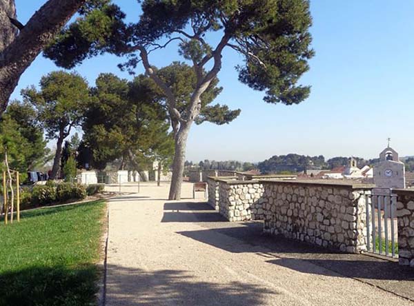 esplanade-du-chateau